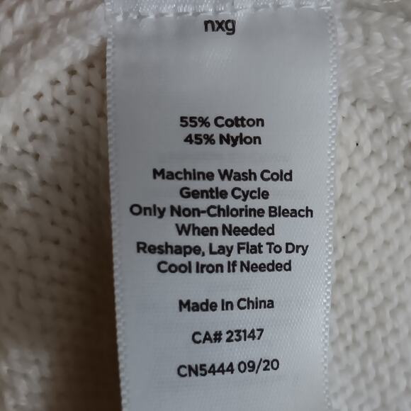 Beige Knit Sweater Top Pearled Front High Neck SIze Small Long Sleeve Unbranded - Picture 4 of 4